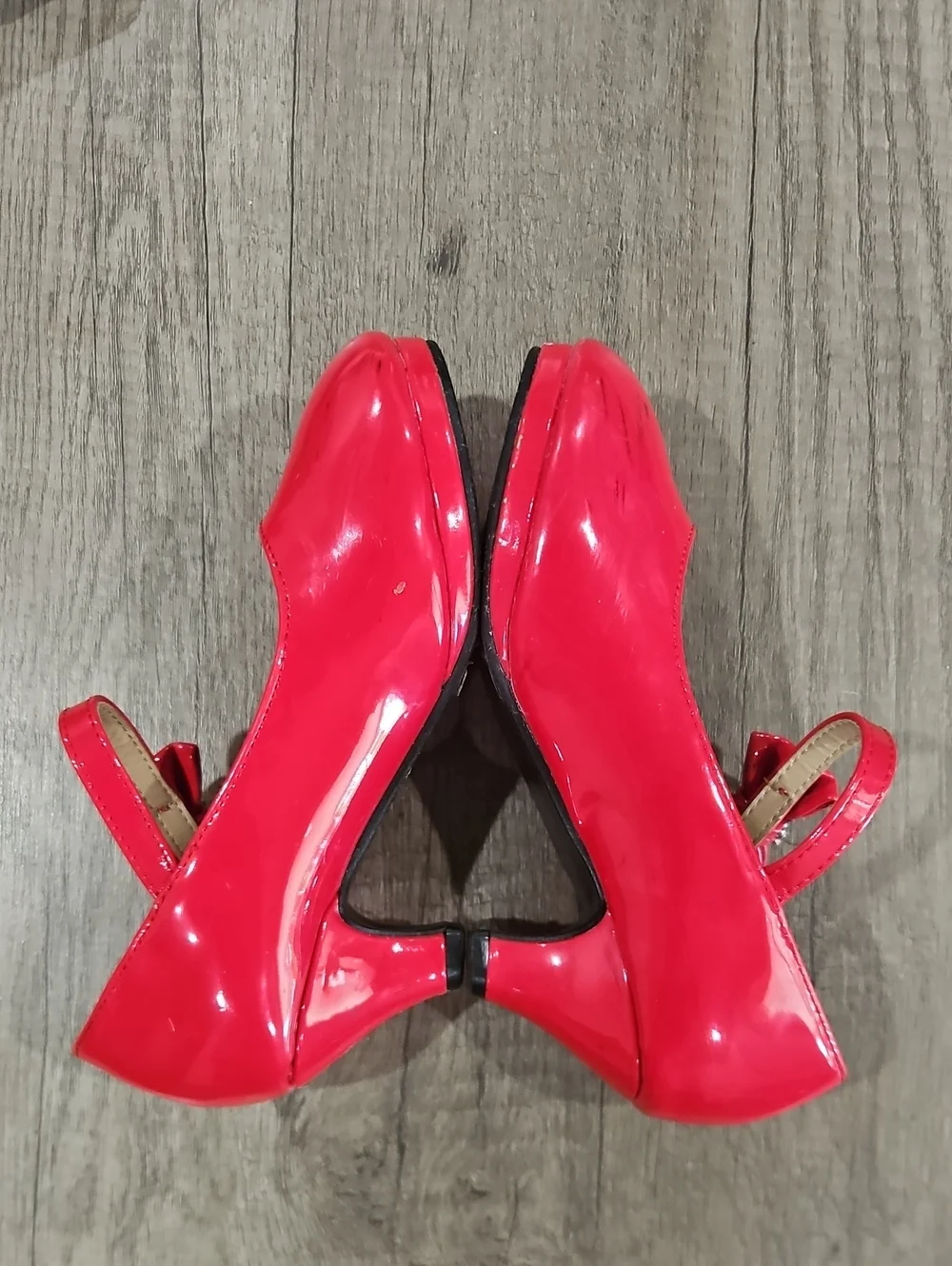 Link Girls Red Patent Mary Jane Heels with Bow Accent size 1